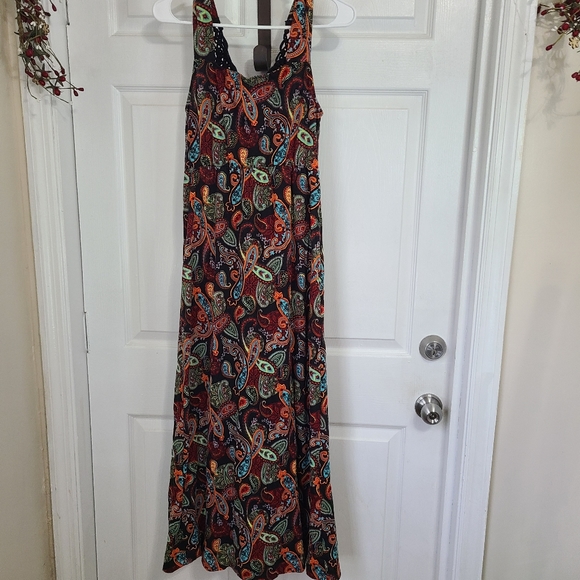 (1340) Croft and Barrow  Woman's Sun Dress, Size: Medium Color: Paisley - Picture 10 of 14